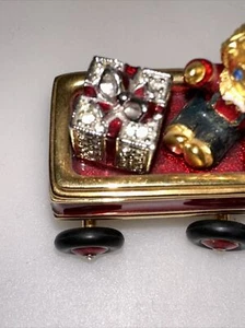 Caja de baratijas Estee Lauder perfume liso compacto ""Placeres"" pequeño carro rojo - Imagen 1 de 8