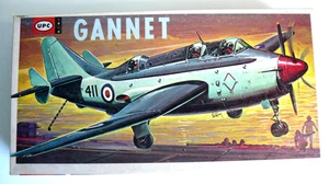 KIT UPC  ANCIEN  USA  1/72è  FAIREY GANNET  COMPLET  PLANS-DÉCALS  BOITE 30x16cm - Picture 1 of 5