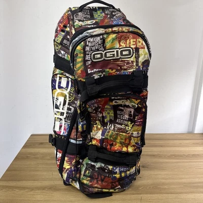 OGIO 9800 Visual Asylum Gear Bag Collage Impresión Viaje Lona Mochila Rodillo 36” Foto 1 de 4