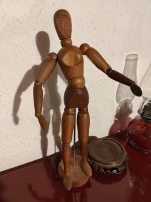  LAIENFIGUR GELENKIG Holz Modell KÜNSTLER SCHAUFENSTERPUPPE GEMARKT JAPAN - Bild 1 von 4