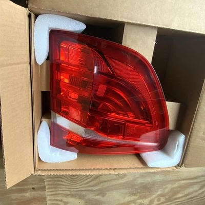 Luz trasera izquierda BMW X3 E83 2007-2010 OEM para piezas/reparación (led defectuosos) Foto 1 de 3