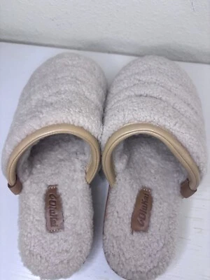 Tapa sin cordones OluKai para mujer talla 8 Pūpū Mua Shearling suave mula Foto 1 de 4