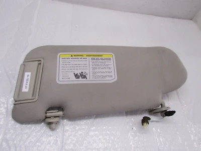 2005-2007 INFINITI FX35 FX45 UPPER FRONT ROOF RIGHT SIDE PASSENGER SUN VISOR OEM - Imagem 1 de 4