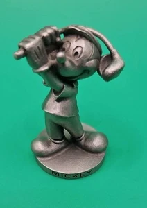 Pewter Mickey Mouse Playing Golf Figurine -- Walt Disney - Picture 1 of 3