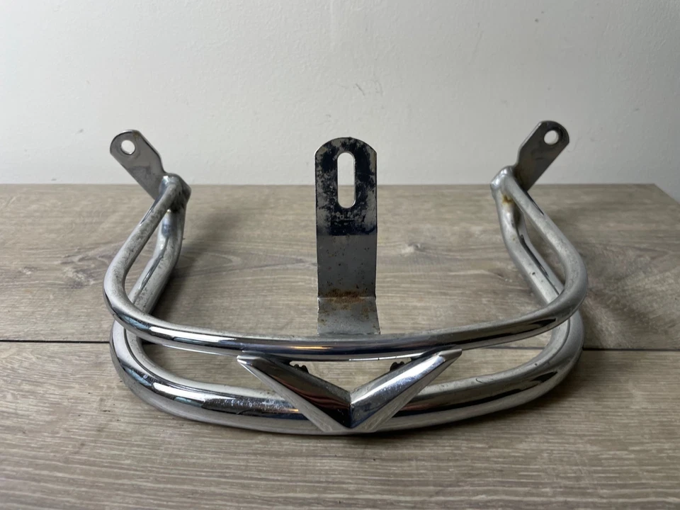 Harley 09-13 Touring Road King Classic Rear Fender Rail V Logo Bumper Foto 1 de 3