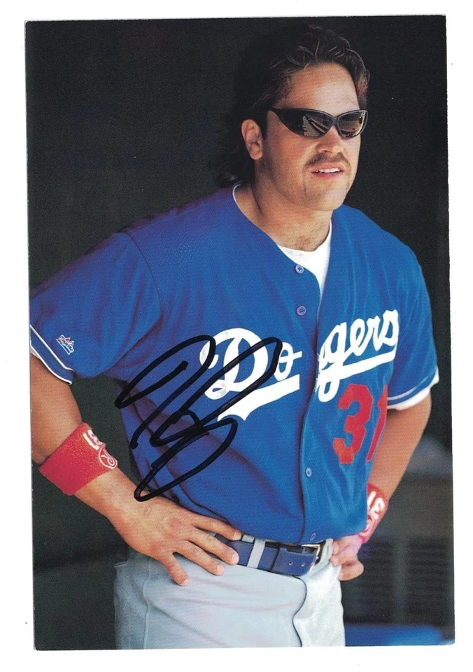 Mike Piazza Signed Autographed 4 x 6 Photo Los Angeles Dodgers NY Mets HOF 2016 - Image 1 of 1