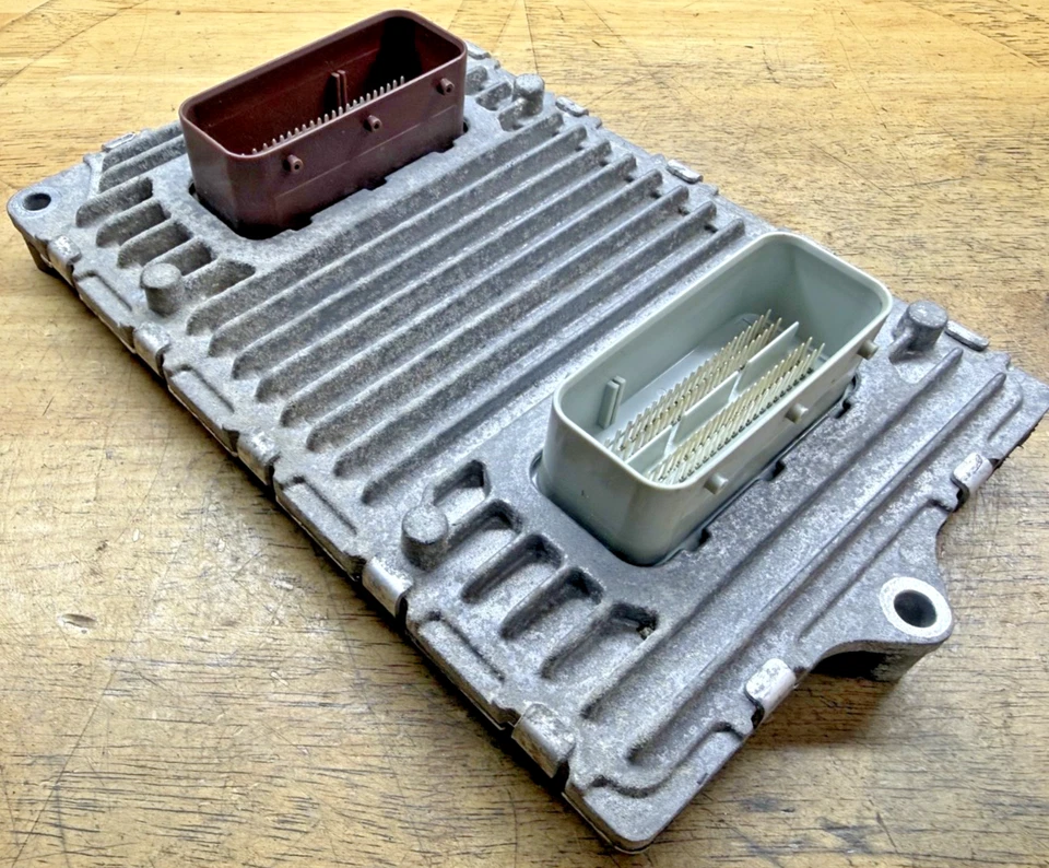 2013 Dodge Caravan Avenger 3.6L ECM Engine Computer Control Module PCM 5150724AC - Image 1 of 4