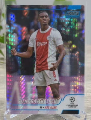 2022 Topps Chrome Stadium Club Blue Prism Refractor #86 Ryan Gravenberch - Image 1 of 2