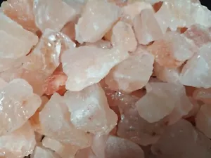 1 Kg Amazing Pure Himalayan Salt Chunks - Pure Salt Rock - Picture 1 of 7