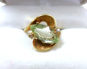 Vintage 10K Solid Gold Light Green Peridot Diamond Ring Sz 6.5 - Picture 1 of 11