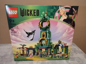 LEGO Wicked Welcome to Emerald City Movie Set 75684 Hard To Find Brand New!! - Picture 1 of 22