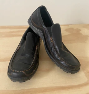 Zapatos sin cordones informales de cuero negro COLE HAAN 10M C03557 - Imagen 1 de 13