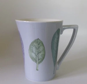 PORTMEIRION SEASONS COLLECTION LEAVES MUG IMMACULATE - PASTEL BLUE - Picture 1 of 3