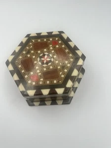 Vintage Moroccan Inlay Jewelry Box Wood With Interior Mirror Red Velvet - Picture 1 of 7