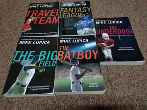 Lot of 5 sport trade size books by MIKE LUPICA THE UNDERDOGS, FANTASY LEAGUE .. - Imagen 1 de 7