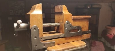 Étau Bois Ancien. Sculpteur & Menuisier. Très Bel État.  - Photo 1/4