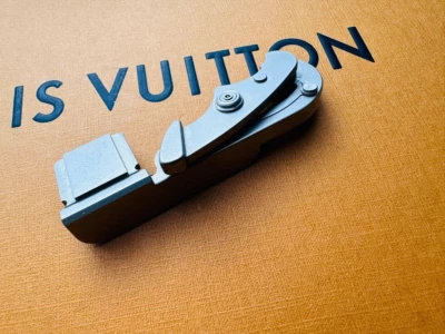 Hobby JAPAN Thumb Rest Lever for M10 Ver. II HJM11SC Silver Chrome 2021 - Image 1 of 4