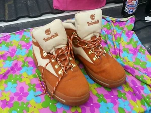 Timberland Boots 94959 Size 5M. Gently Used  Condition Free Shipping  - Picture 1 of 5