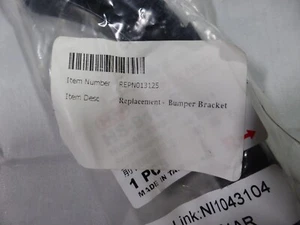 Soporte de parachoques para Nissan Xterra 2005-2015 lado del pasajero delantero número de artículo REP - Imagen 1 de 2
