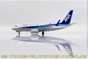 JC Wings 1:200 737-700 ANA JA01WJ - Picture 1 of 1