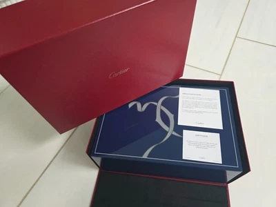 Cartier Cinta Caja de 3 relojes y gemelos - Edición limitada Foto 1 de 4
