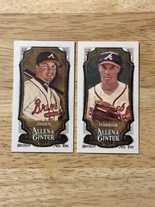 Mini astilladora base Topps Allen & Ginter Jones & Greg Maddux 2024 - Imagen 1 de 2