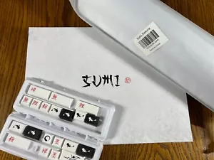 Lot authentique GMK Sumi (kit de base, kit nouveautés, tapis de bureau Sakura) - scellé - Photo 1 sur 4