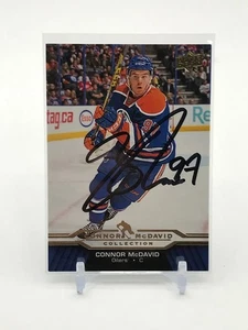 Signiert 2015-16 Connor McDavid Collection Rookie Upper Deck RC CM-24 Auto - Bild 1 von 2