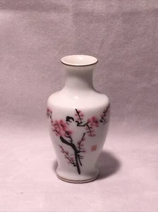 Antique Hand Painted Japanese white Vase Cherry Blossoms Sakura 3 1/2” - Picture 1 of 7