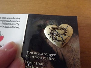 VALENTINES DAY ERAGON heart shaped DRAGON PIN LMT EDTN Arya OR Galbatorix NIP - Picture 1 of 7