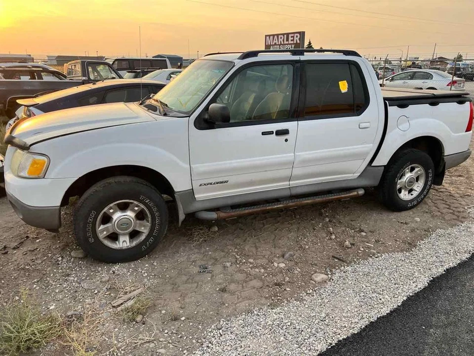 Medidor de flujo de aire de inyección de combustible usado se adapta a: Ford Explorer 6-232 2002 3,8 grado A Foto 1 de 4