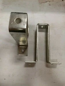 Unistrut 2473 "U" Fitting Zinc (2pcs) (4-7/8") - Picture 1 of 2