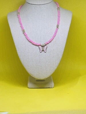 Collar 3 piezas con cuenta con diseño de mariposa. Foto 1 de 2