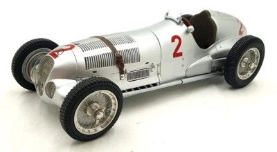 CMC 1/18 Scale M-114 Mercedes Benz W125 Donnington GP 1937 H.Lang #2 - Image 1 of 4