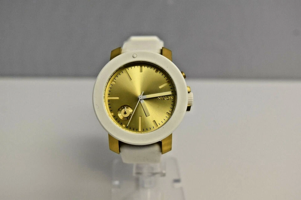 Nixon Women's Quartz Watch The Raider White / Gold A317111-00 with Plastic Strap