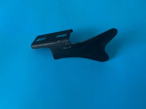 1984-1996; C4 Corvette; guía protectora superior extraíble; usado GM 10217224 - Imagen 1 de 1