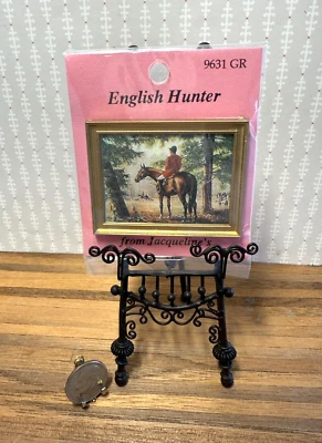 Casa de muñecas miniatura Jacquline's #9631 cuadro de cazador inglés marco dorado 1:12 Foto 1 de 2