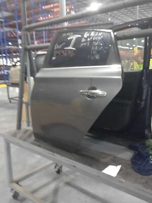 Conjunto de puerta trasera izquierda usado lado trasero se adapta a: Nissan Sentra 2018 eléctrico trasero Le Foto 1 de 4