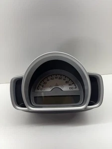 2008-2015 Smart Fortwo Speedometer Speedo Cluster Gauges A4515405547 69k - Picture 1 of 8