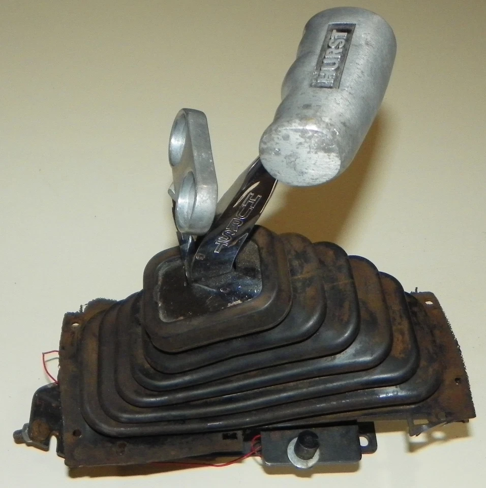 ORIGINAL HURST V MATIC RATCHET AUTOMATIC SHIFTER CAMARO CHEVELLE CUDA CHALLENGER - Image 1 of 4