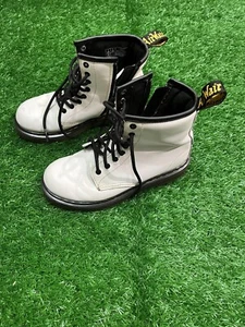 Dr. Martens 1460 Smooth Leather Boots, Girls Size 2 White - Picture 1 of 7