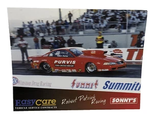 Tarjeta de héroe Robert Patrick Racing 2000 recuerdo oficial de la NHRA 11" X 8,5" - Imagen 1 de 2