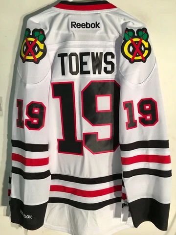 Reebok Premier NHL Jersey Chicago Blackhawks Jonathan Toews White sz L Cover