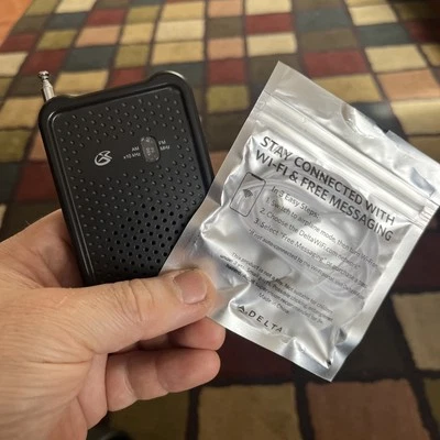 GPX R055B Portable Radio - Image 1 of 4