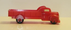 Camión de volteo de plástico duro rojo Bawer de colección hecho en EE. UU. - Imagen 1 de 7