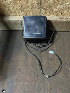 Motorola HSN4031B Przewodowy głośnik zewnętrzny Radio dwukierunkowy dwukierunkowy czarny OEM ORYGINALNY - Zdjęcie 1 z 2