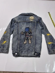 Haus Of Jr Boys Denim Jacket Size 10 Lightening Bolt Astronaut Comic Patch EUC - Picture 1 of 3