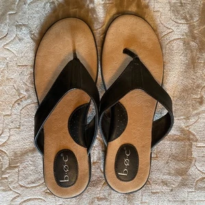 NEW b.o.c. Women's Shoes Flat Sandals Flip Flops Black Thong Style Size 10M - Picture 1 of 6