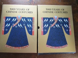 Zhou Xun, Gao Chunming. 5000 Years of Chinese Costumes. - Imagen 1 de 9