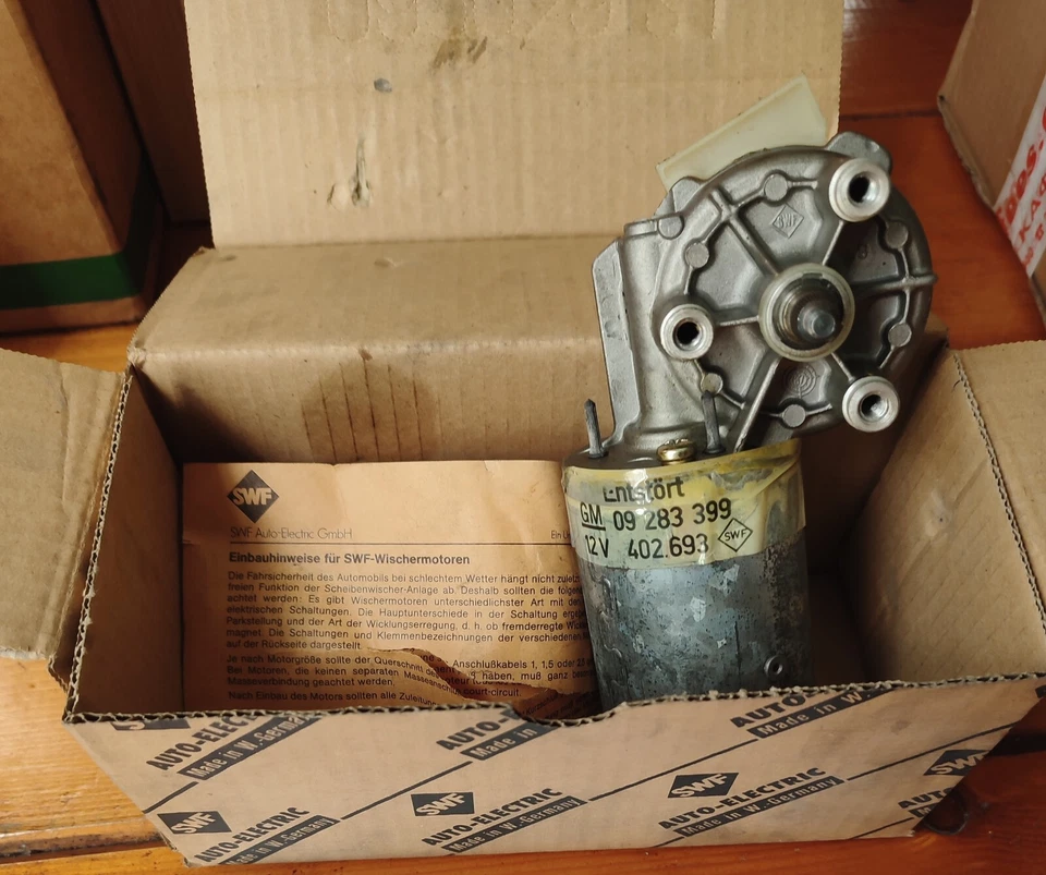 NUEVO Opel Ascona B Manta B motor limpiaparabrisas motor NOS 09283399 GM SWF Foto 1 de 3